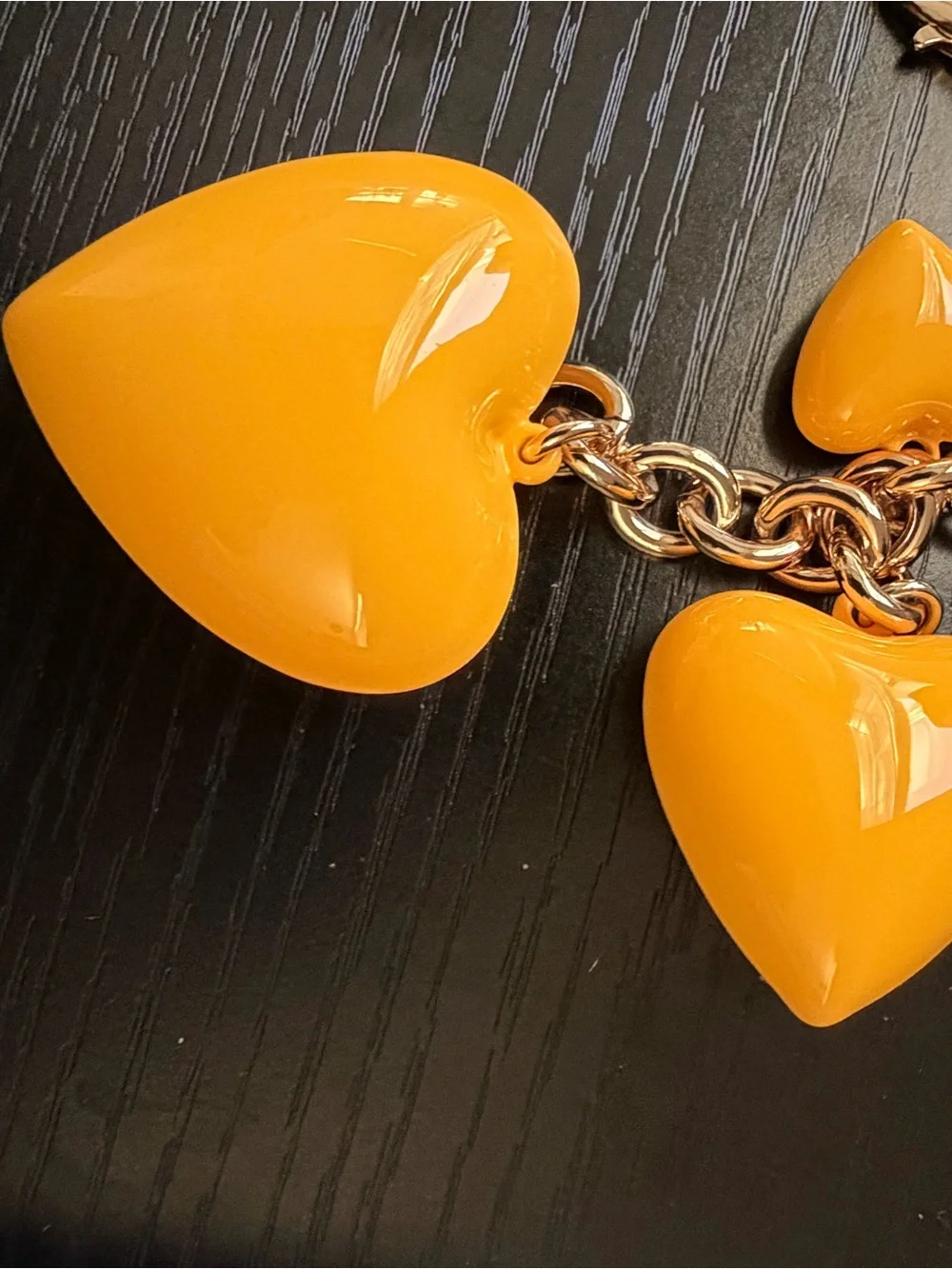 NWOT Roxanne Assoulin Yellow Triple Heart Charm Bracelet